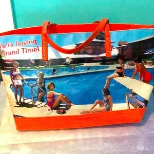 Final sale price❗️just reduced NWT  nostalgic beach tote bag